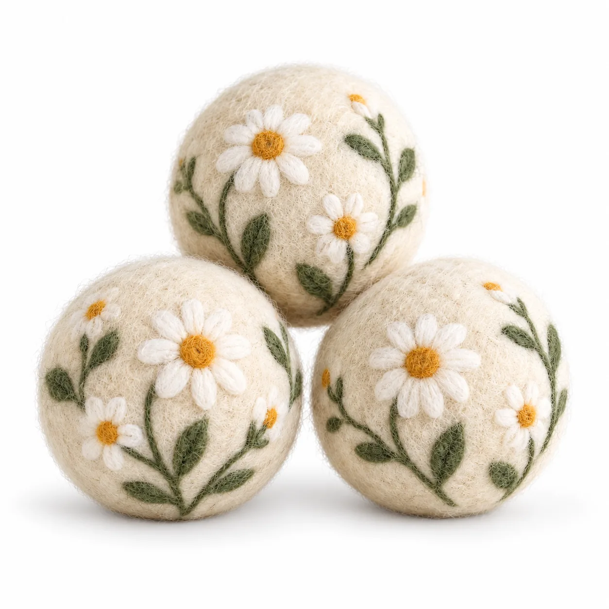 Daisy pattern wool dryer balls